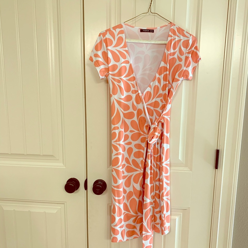 Pattiboutik size small wrap dress